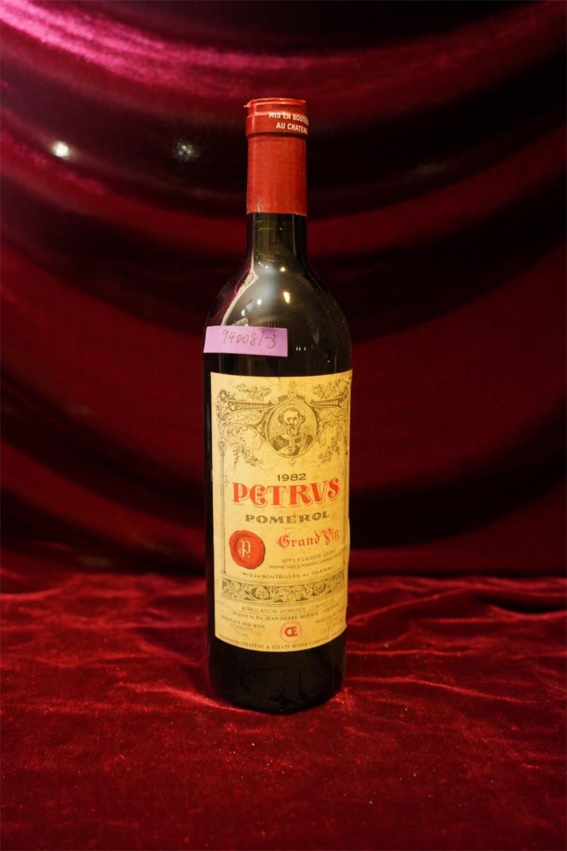 petrus 1982 柏图斯酒庄红葡萄酒(1982年份)